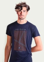 Camiseta em Poliamida UV 50 - Pionieri Quadra Tennis Saibro - Azul Marinho