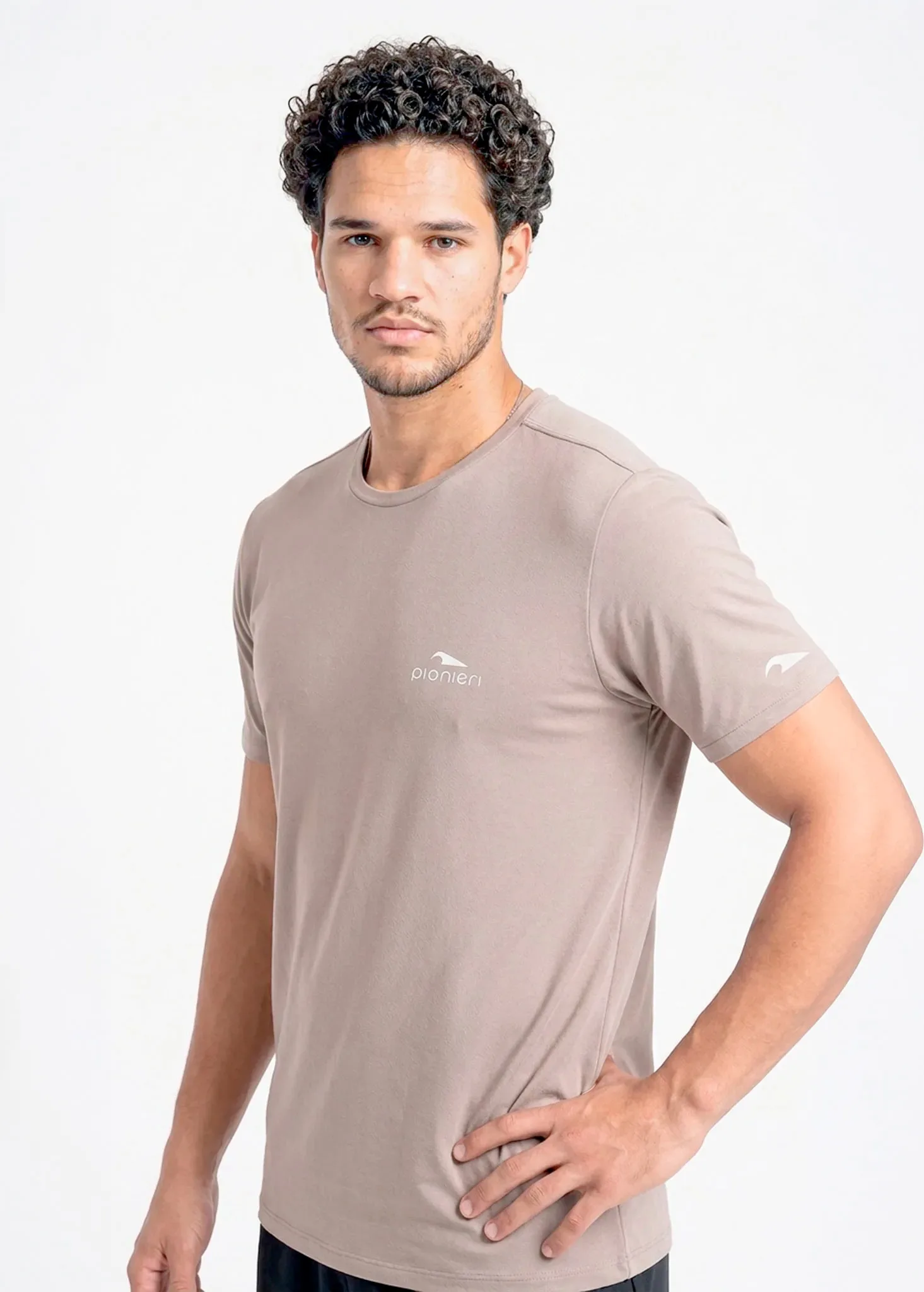 Camiseta Pionieri em Poliamida Antiodor - Marrom Capuccino - Image 1
